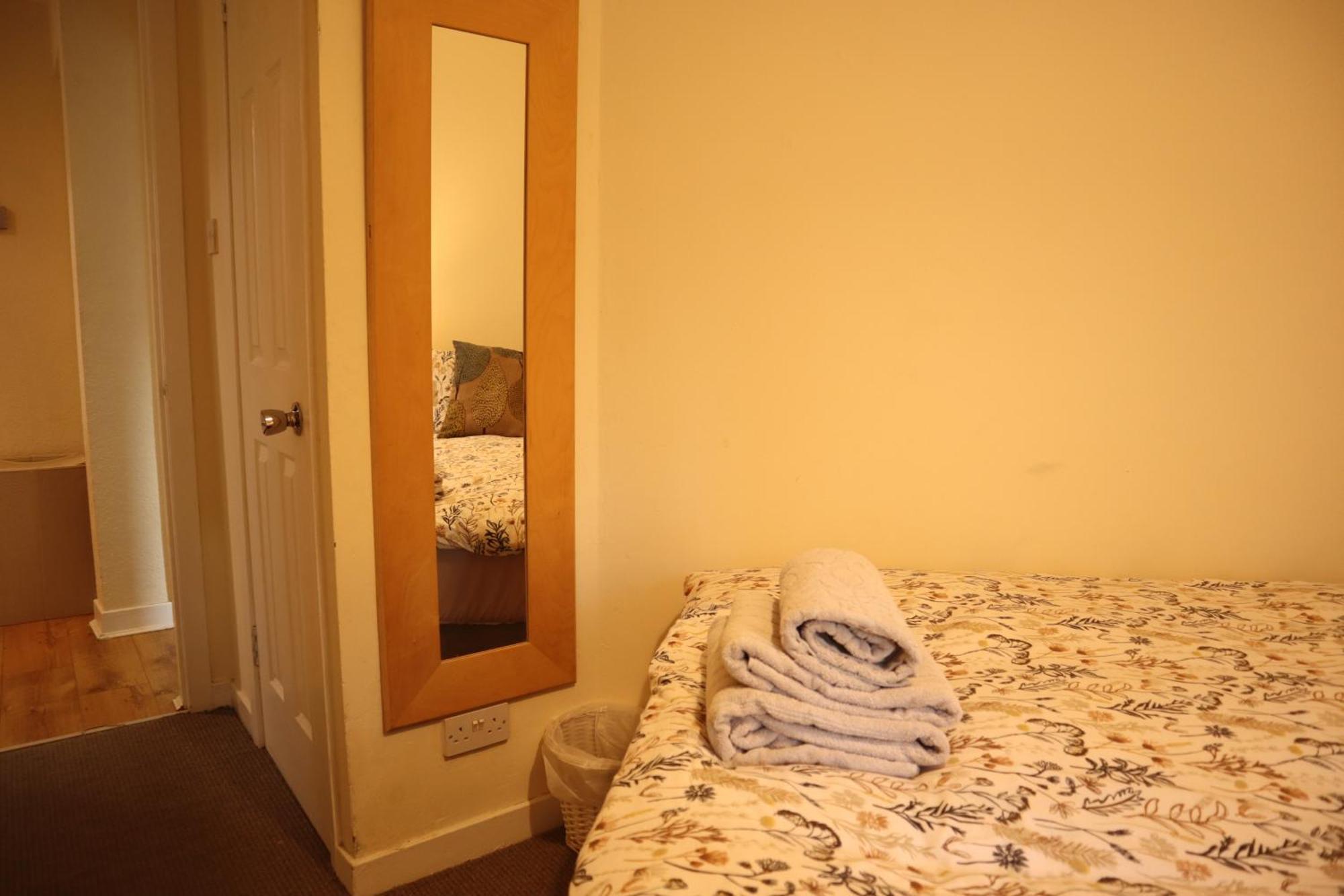 3 Bedrooms Flat In Central Edinburgh Old Town Sleeps 6 Esterno foto